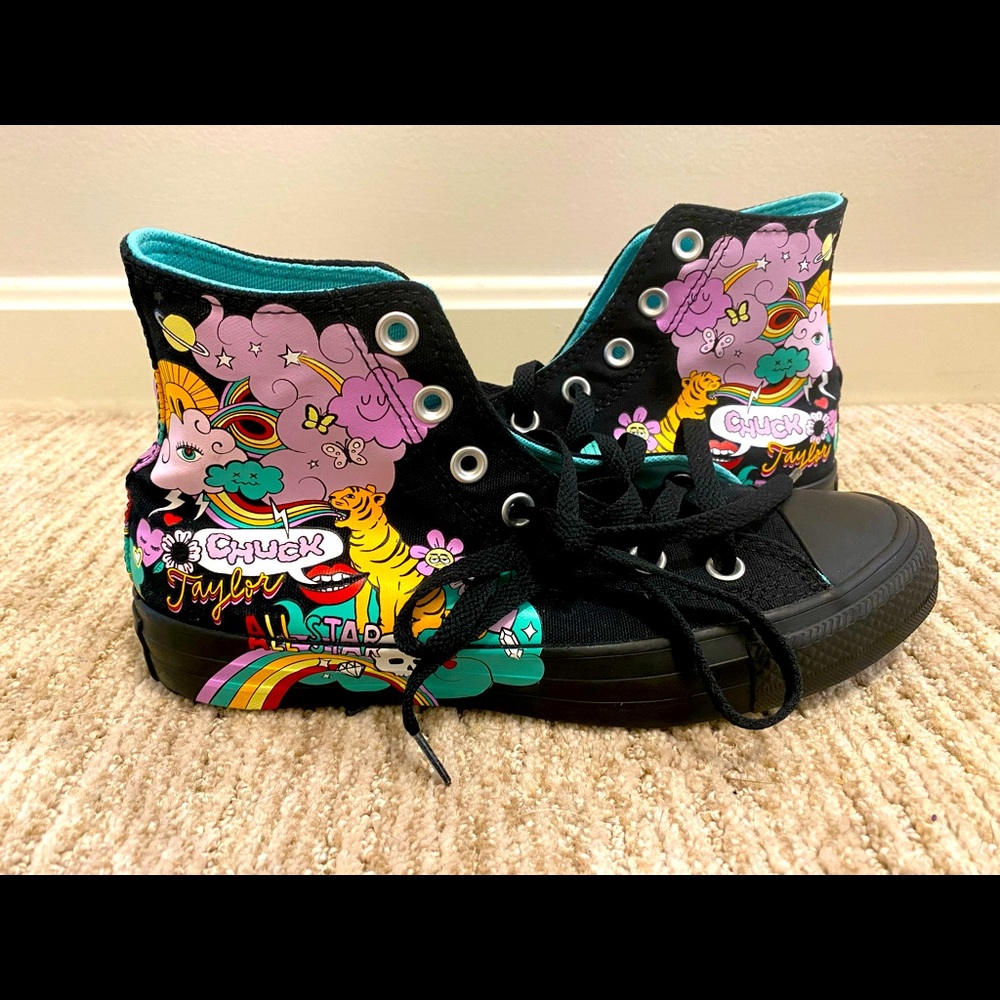 Converse high tops size 8